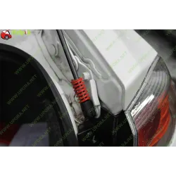 Газові упори капота і багажника Mitsubishi Lancer X '07-17 – Амортизатори для авто | Доставка по Україні